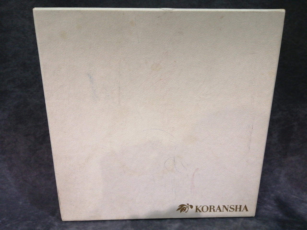 箱ダメージあり