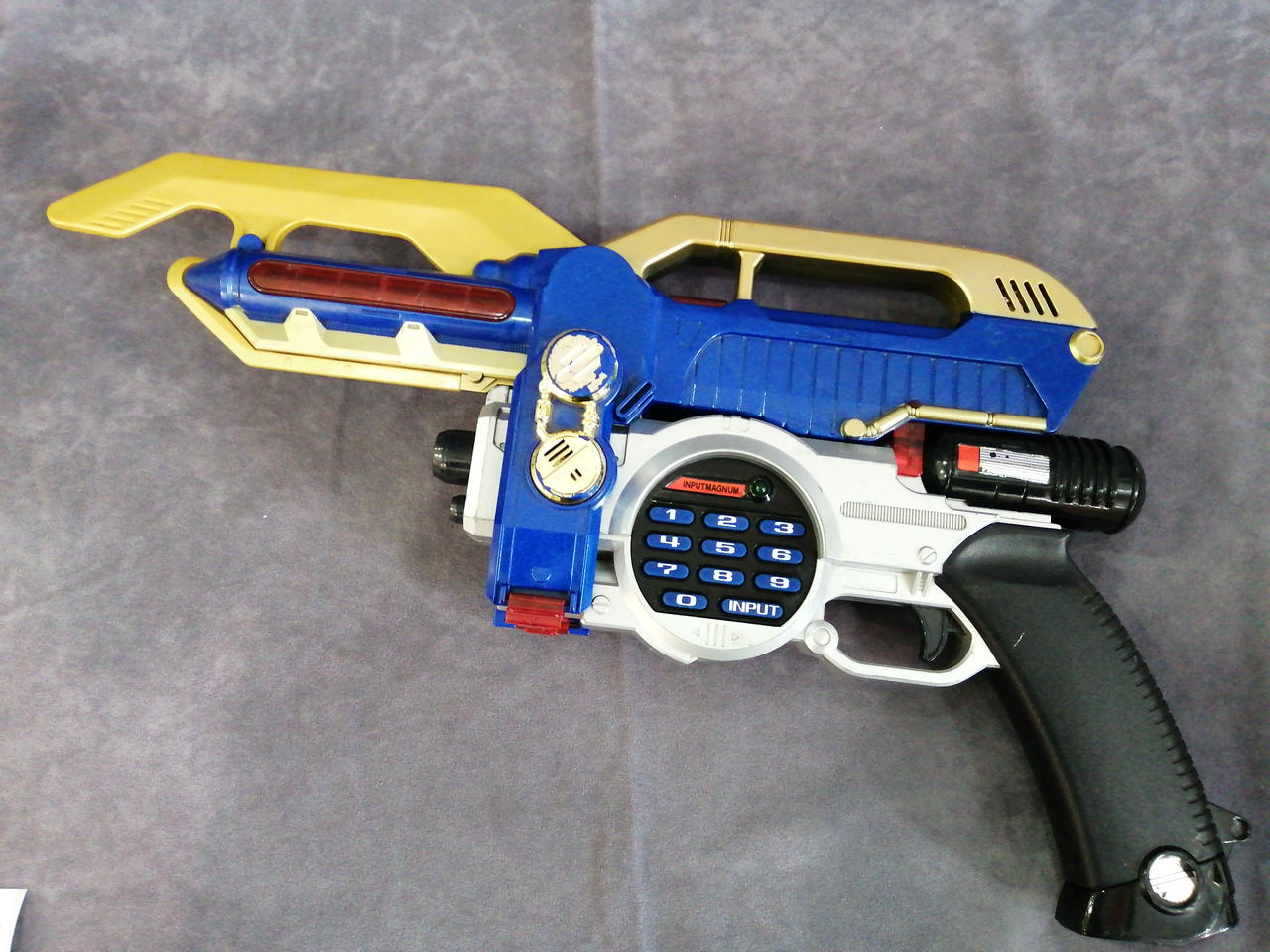 インプットマグナムは付属しません