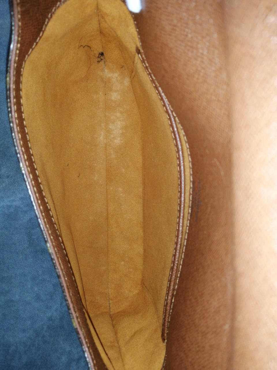 汚れ、ダメージあり