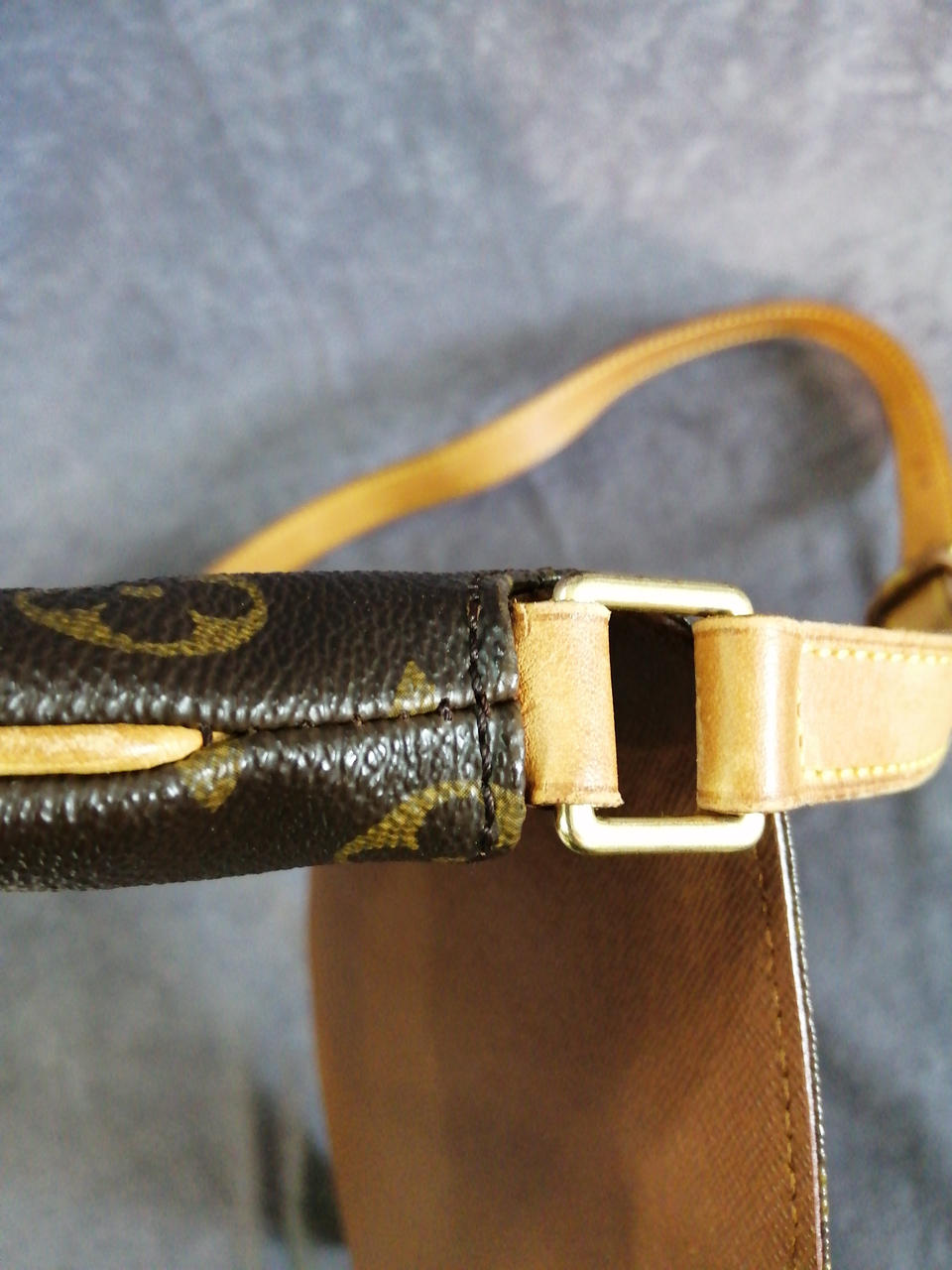 根元劣化、ダメージあり