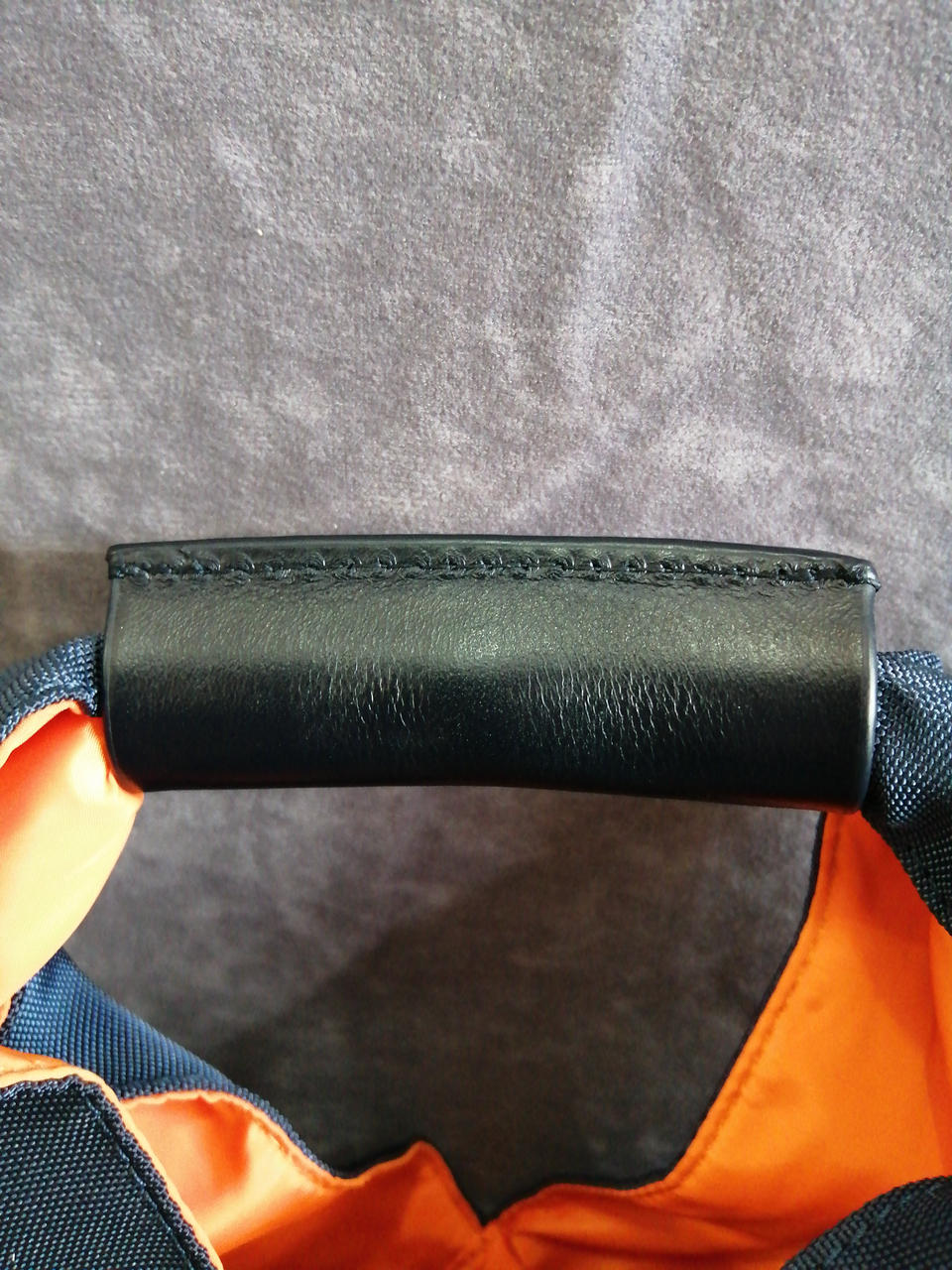 持ち手シワあり