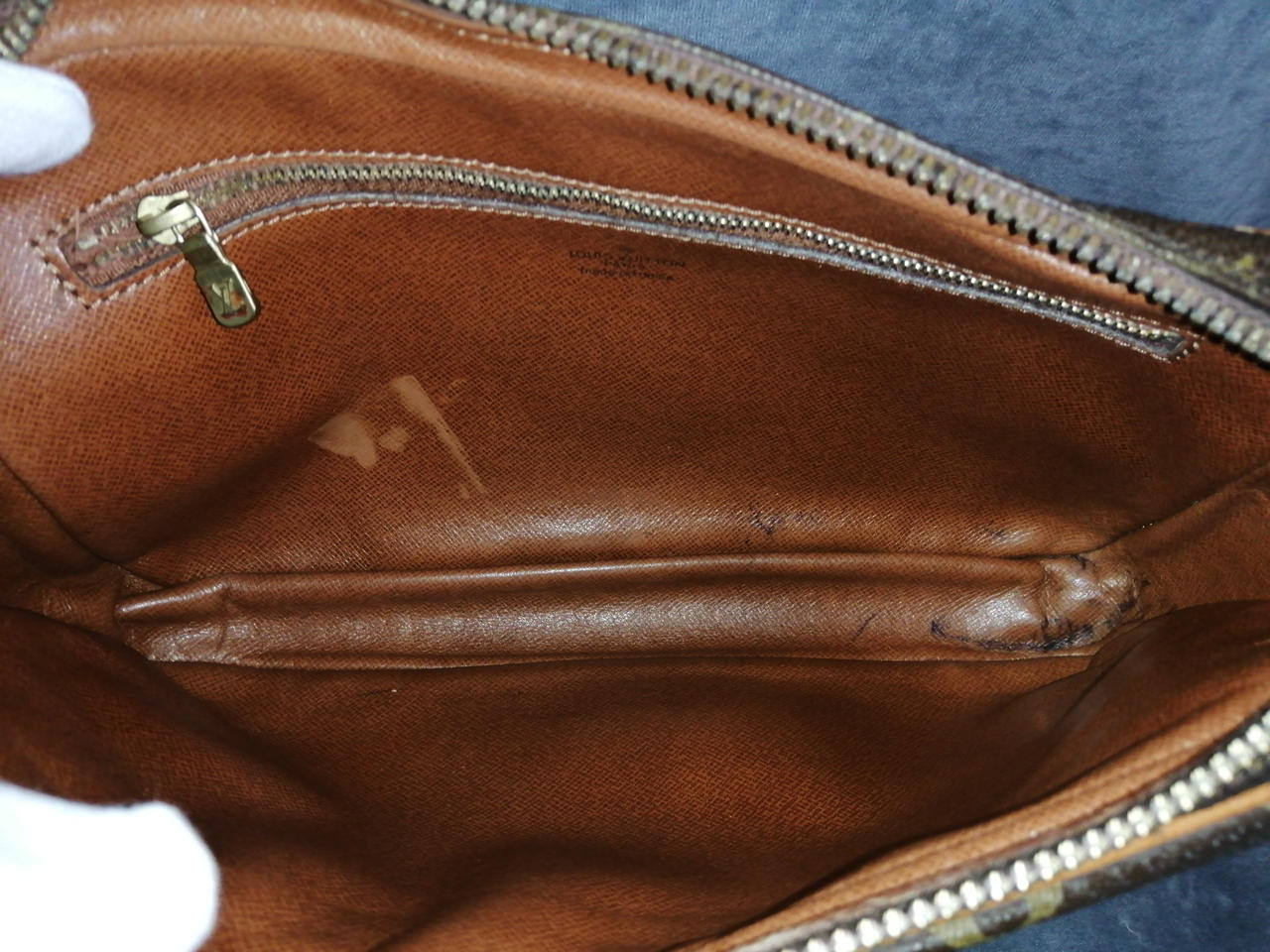 内側傷汚れ、劣化など多いです