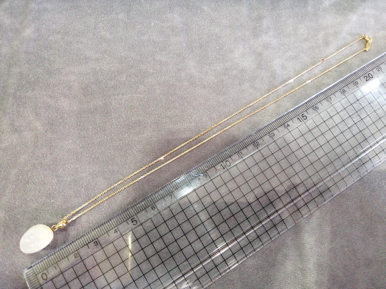 トップ：約2cm
チェーン：約40cm
