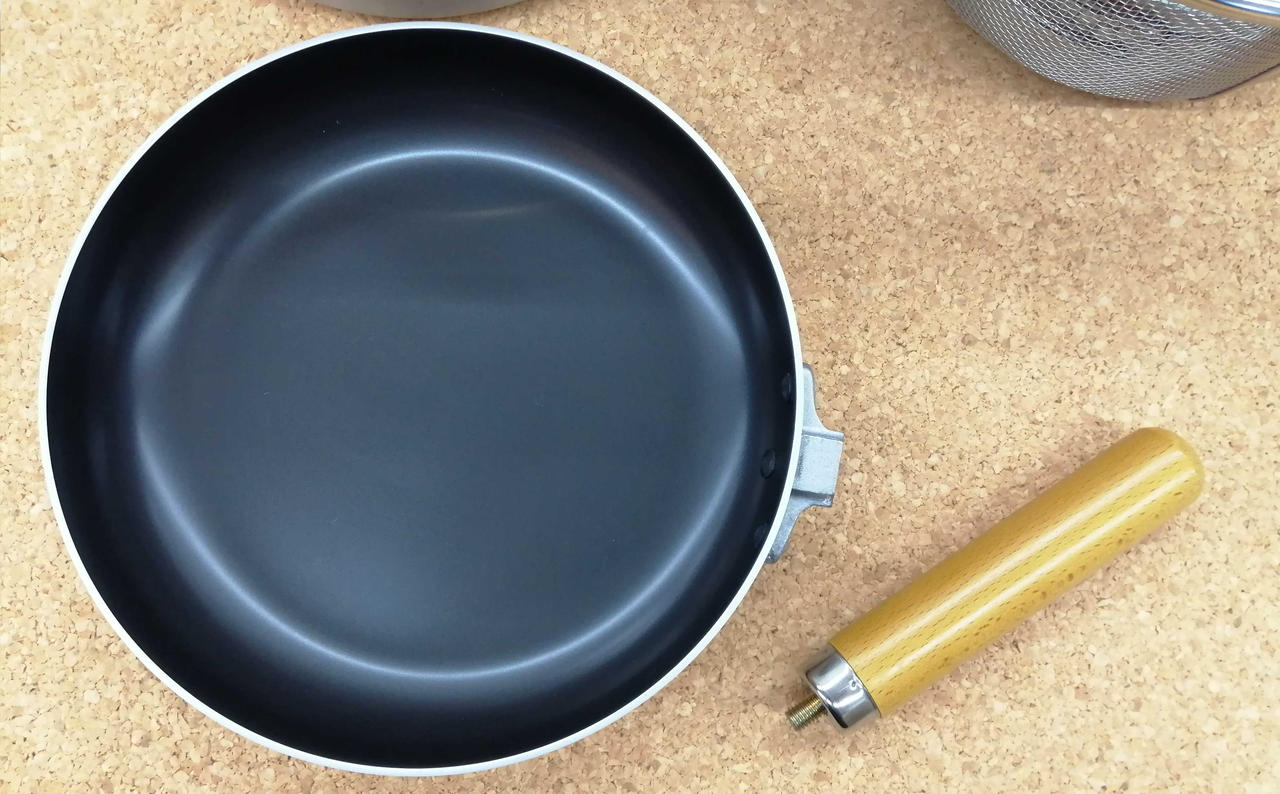 フライパン持ち手取り外し可能