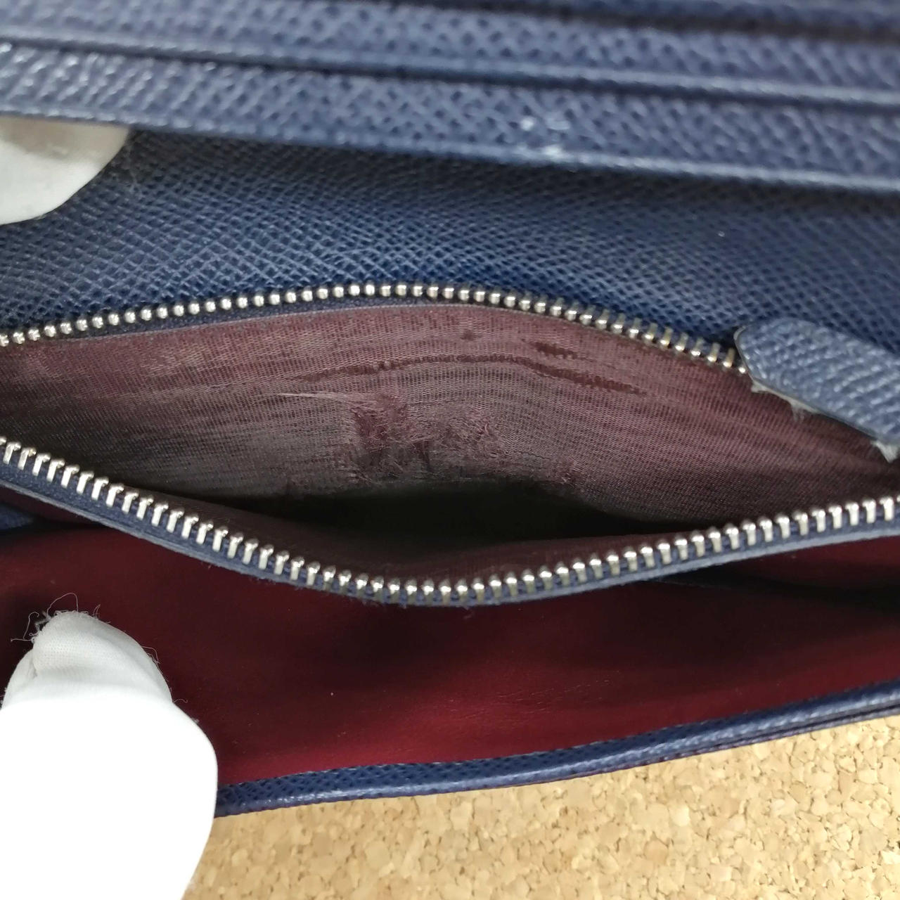 コインケース部分ダメージあり