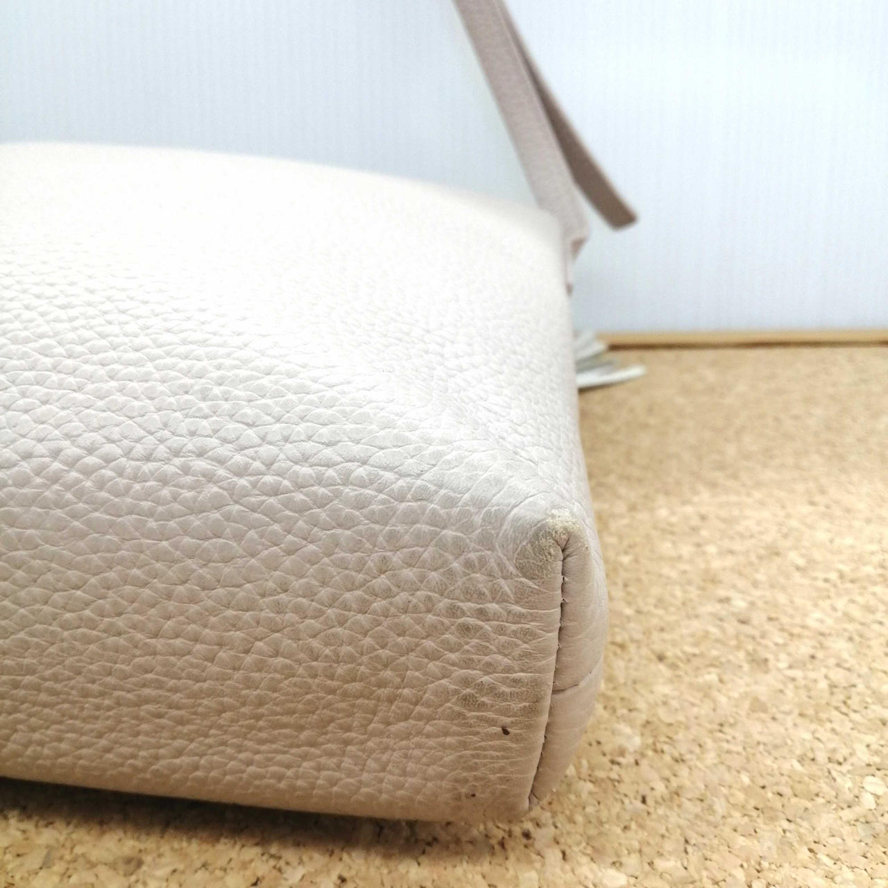 角スレ汚れあり