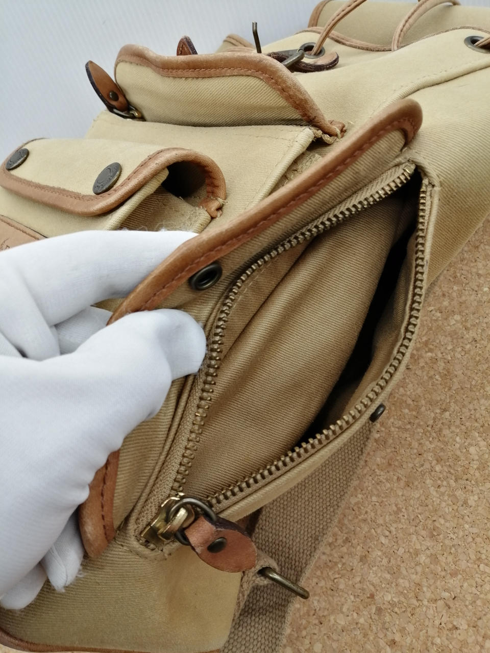 リュック内部と繋がっています