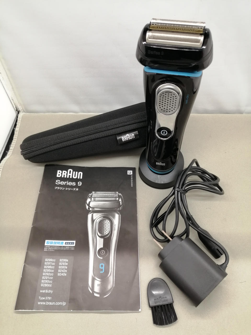 BRAUN - ブラウン シリーズ9 9240s シリーズ9 9240s-P | 電気シェーバー（髭剃り）ならブラウン