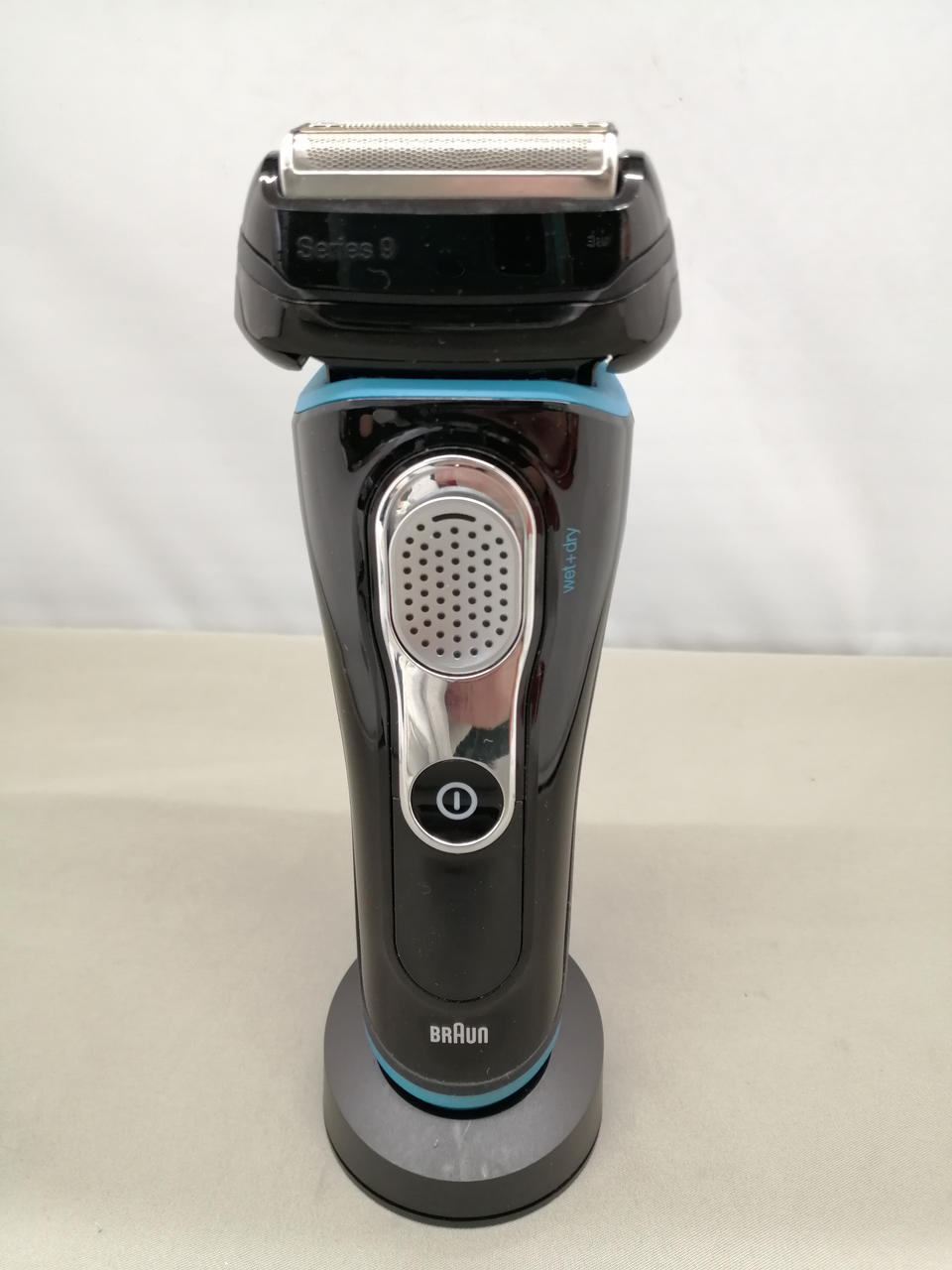 BRAUN - ☆moto☆【メーカー保証付】ブラウンシリーズ　9240S-P シリーズ9 9240s-P | 電気シェーバー（髭剃り）ならブラウン