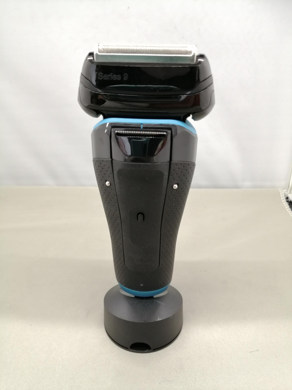 BRAUN - ☆moto☆【メーカー保証付】ブラウンシリーズ　9240S-P シリーズ9 9240s-P | 電気シェーバー（髭剃り）ならブラウン