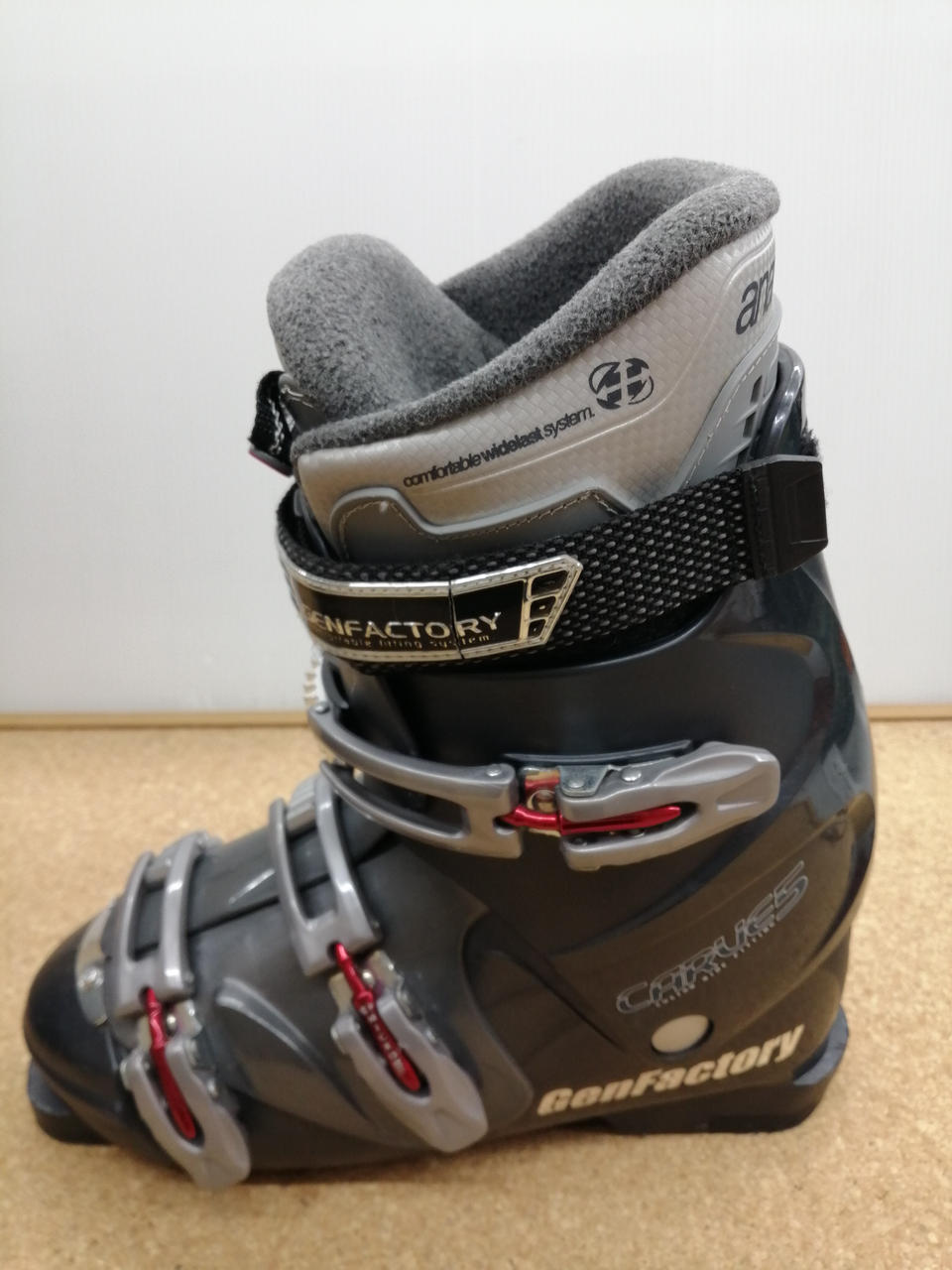 スキー用ブーツ グレー GENFACTORY|スキーブーツ|HARDOFFオフモール（オフモ）|1030370000015944