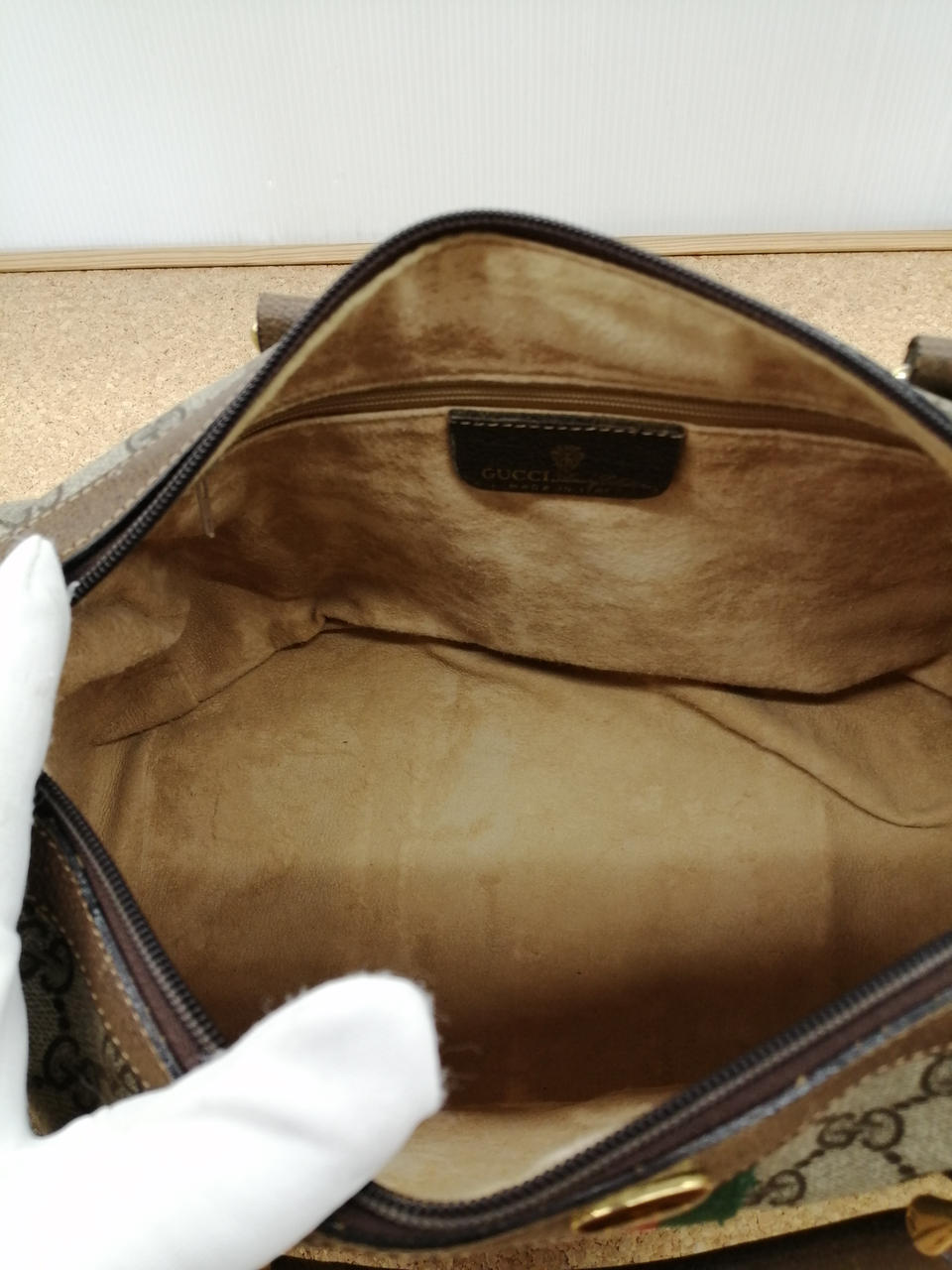 中劣化の為剥がれ多いです