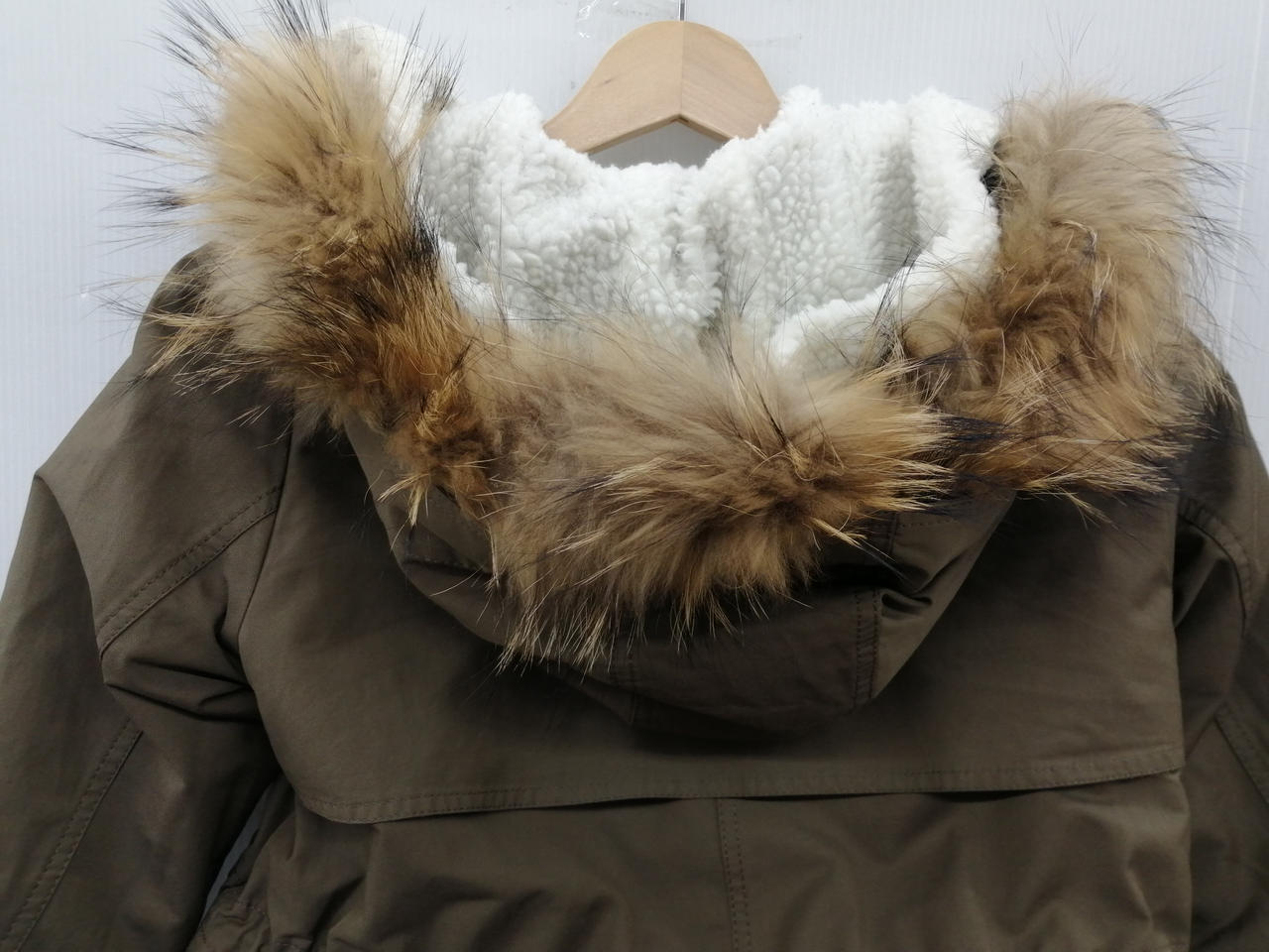 ファー付き