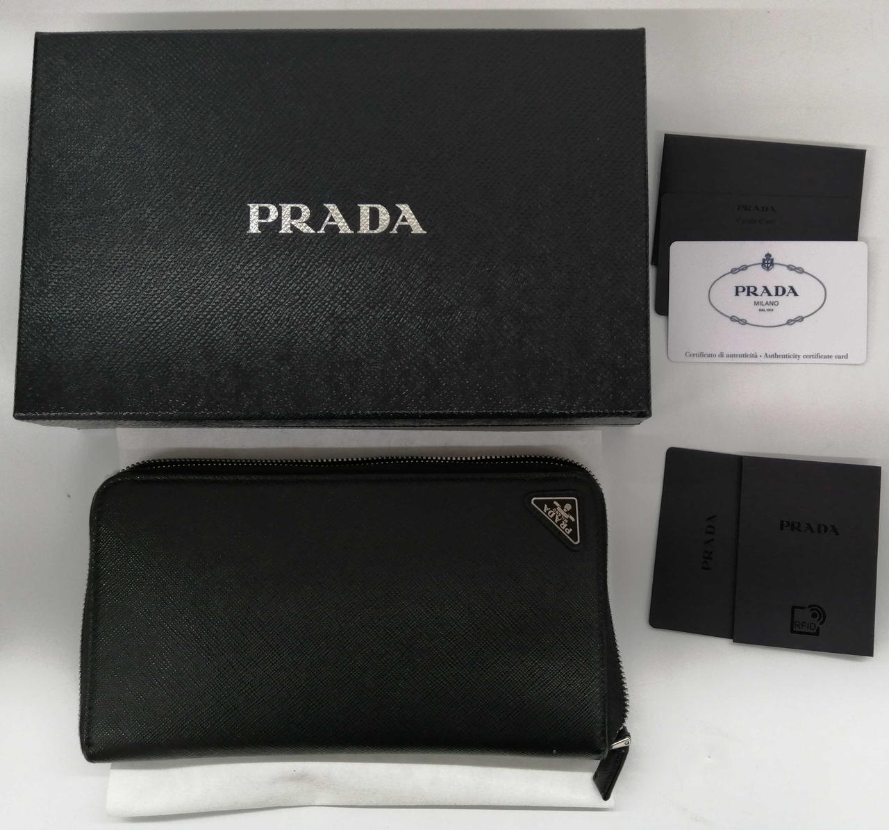 写っているもので全てです。