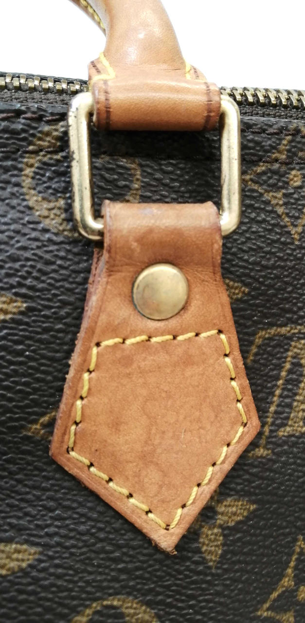 リベット修理跡有り