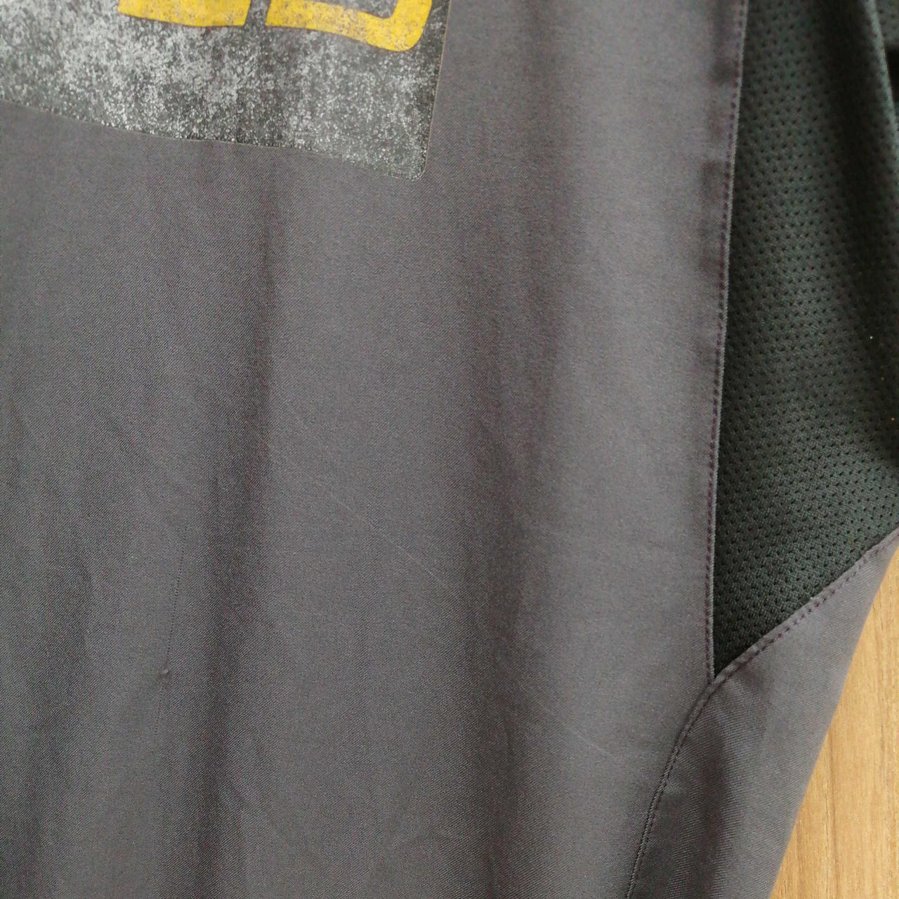 ひきつれや汚れあり