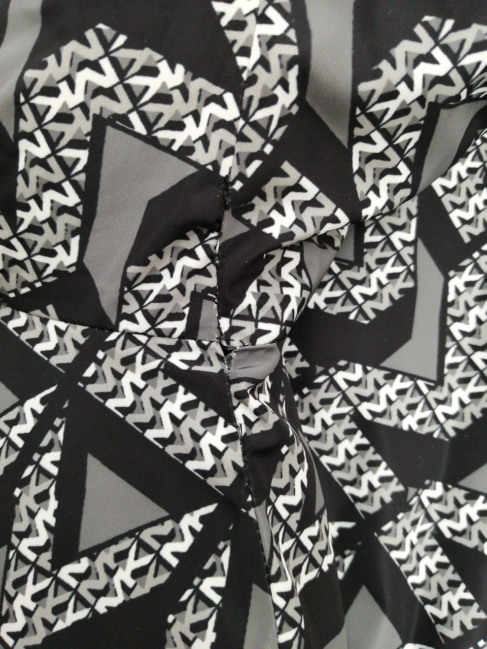 左脇　スレなどあり