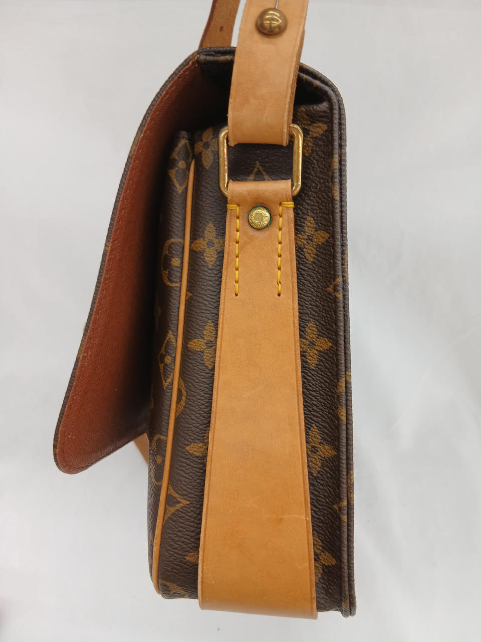 金具錆び　有