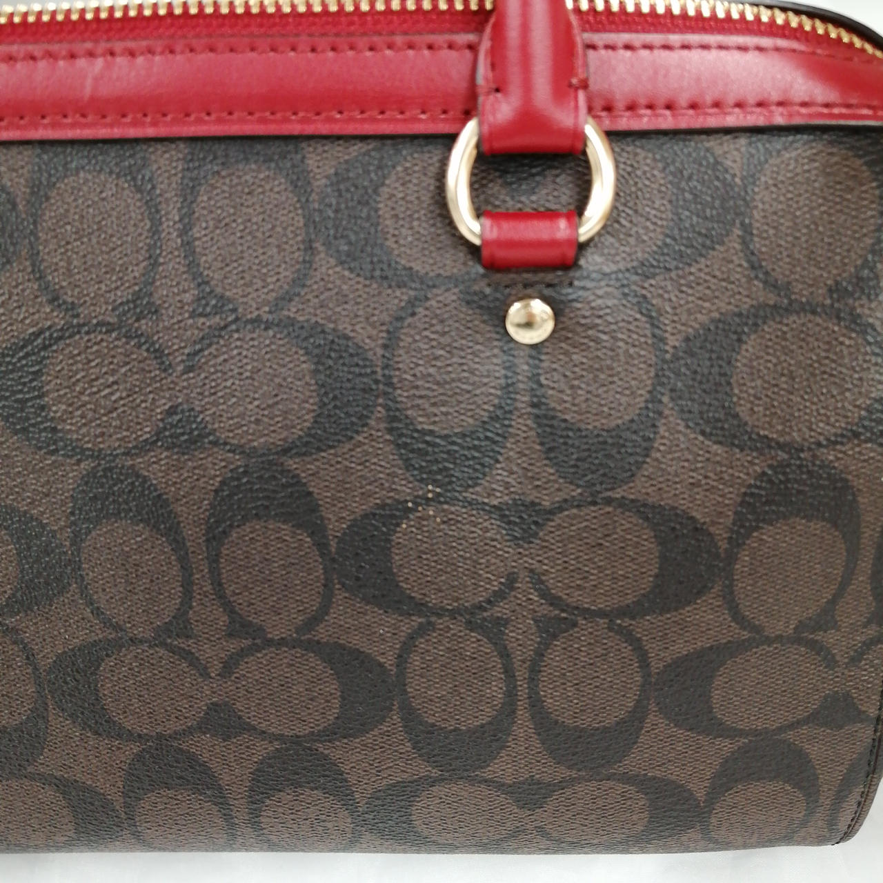 背面に汚れあり