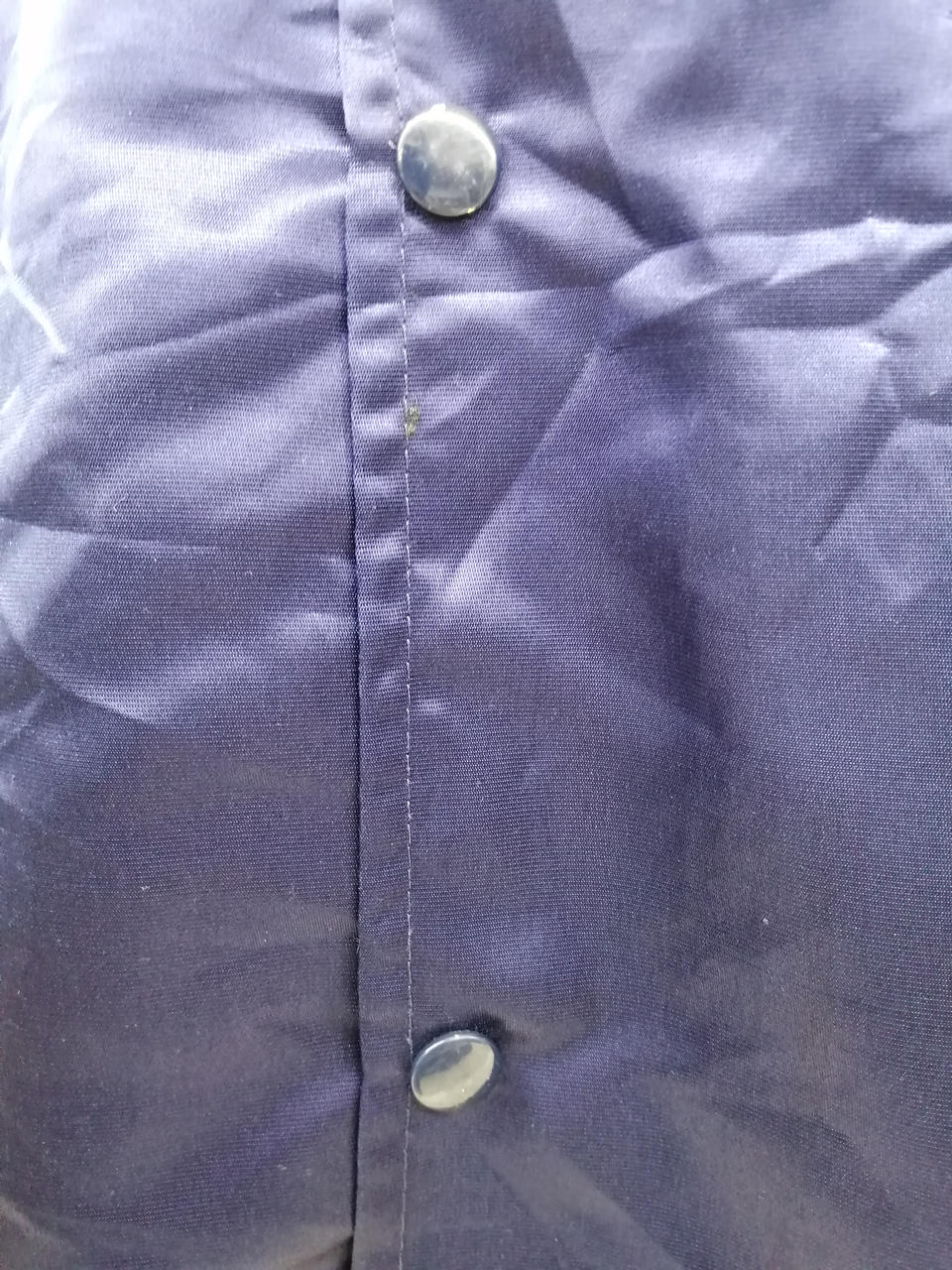 ボタン　ハゲあり