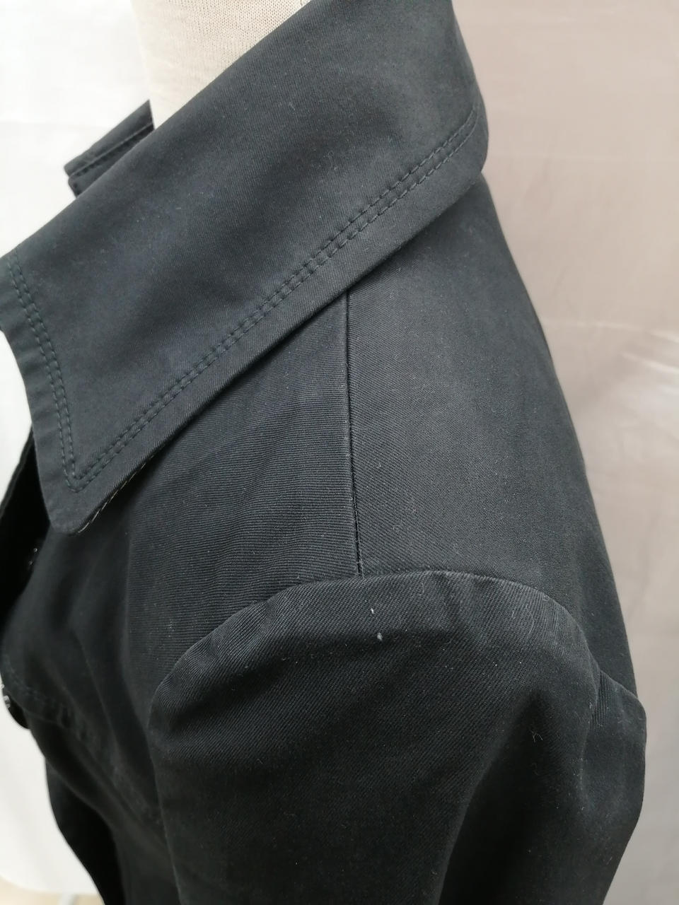 肩　白くなってます