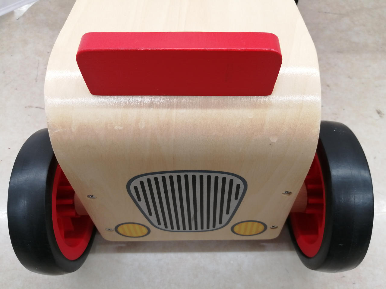 後ろ　キズあり