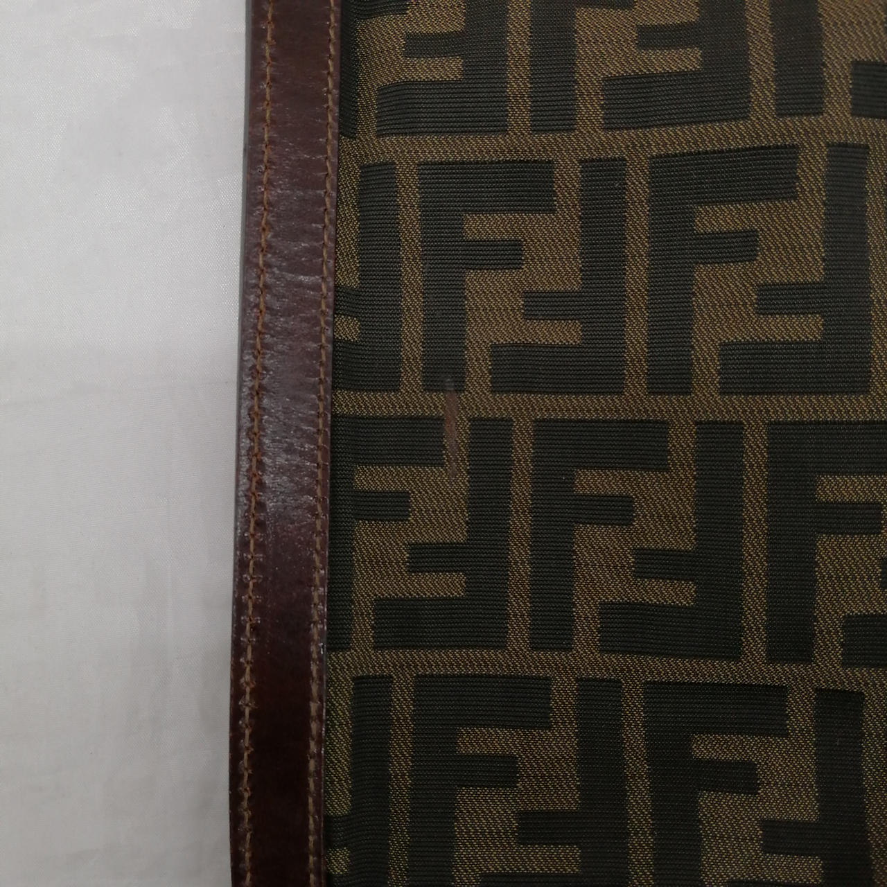 後ろ右下　汚れ有り