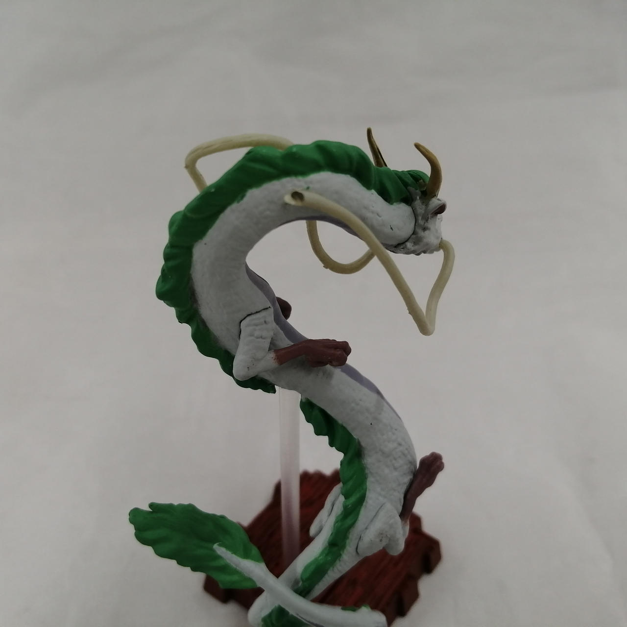 ひげ折れています