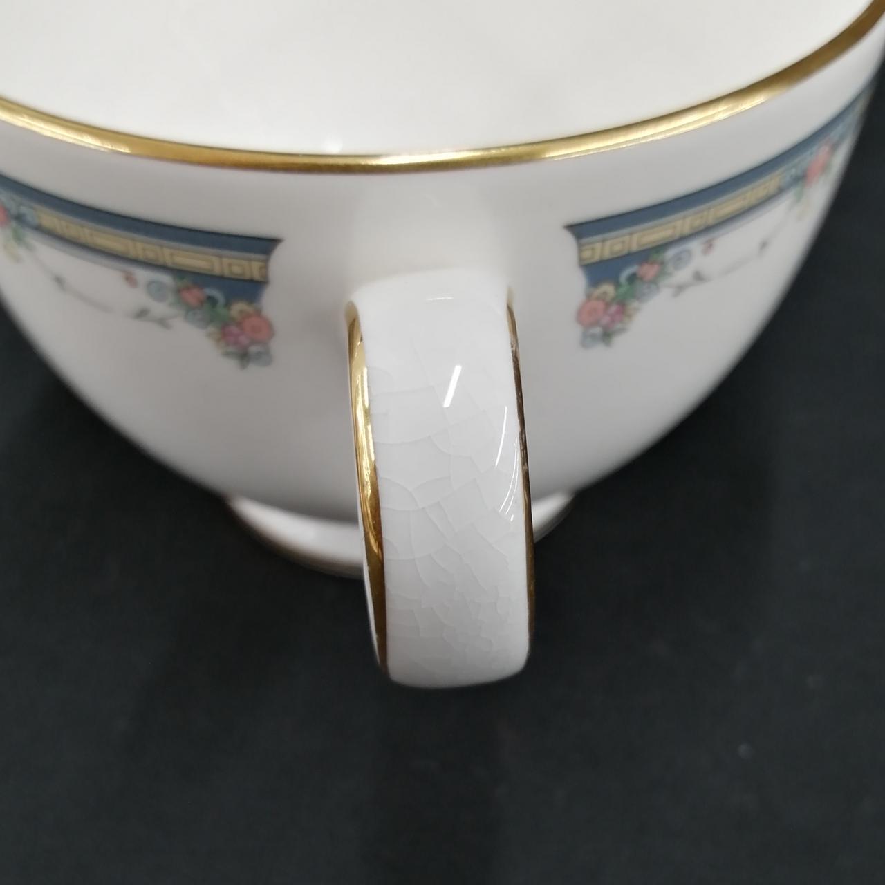 取っ手ヒビあり