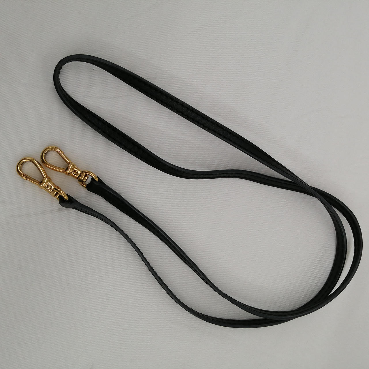 ショルダー紐付
金具塗装剥げあり