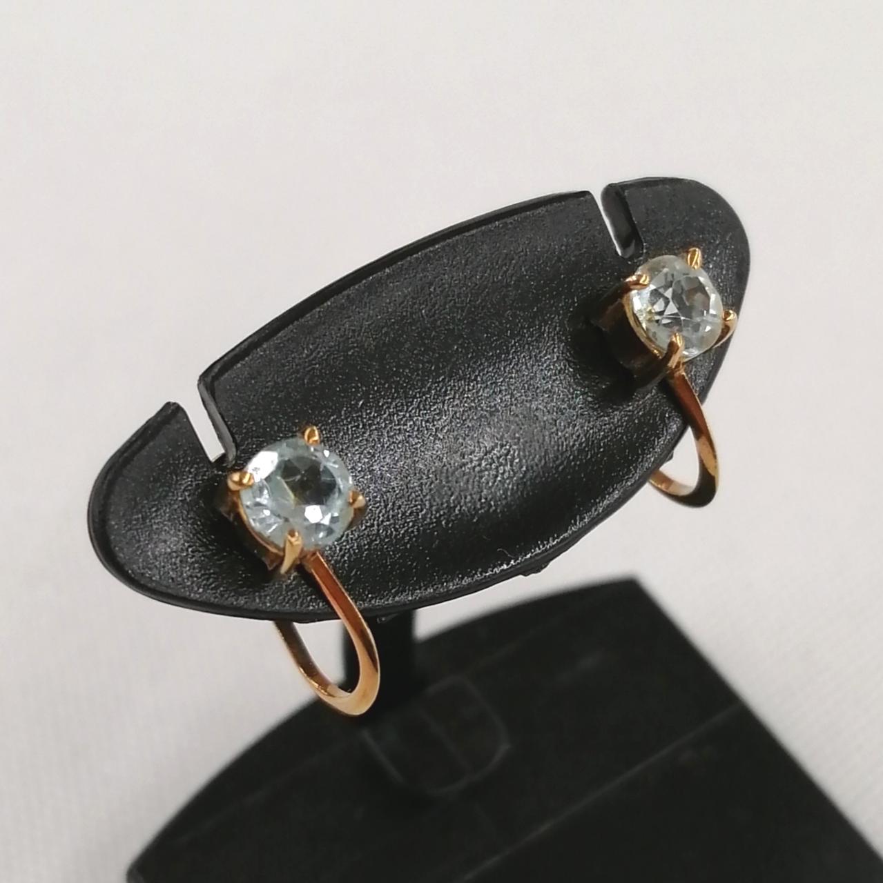 細かな汚れあり