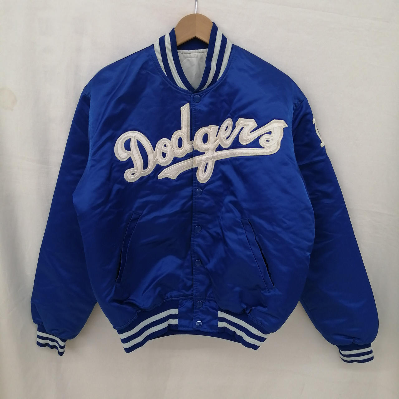 汚れ・ほつれ・毛玉あり