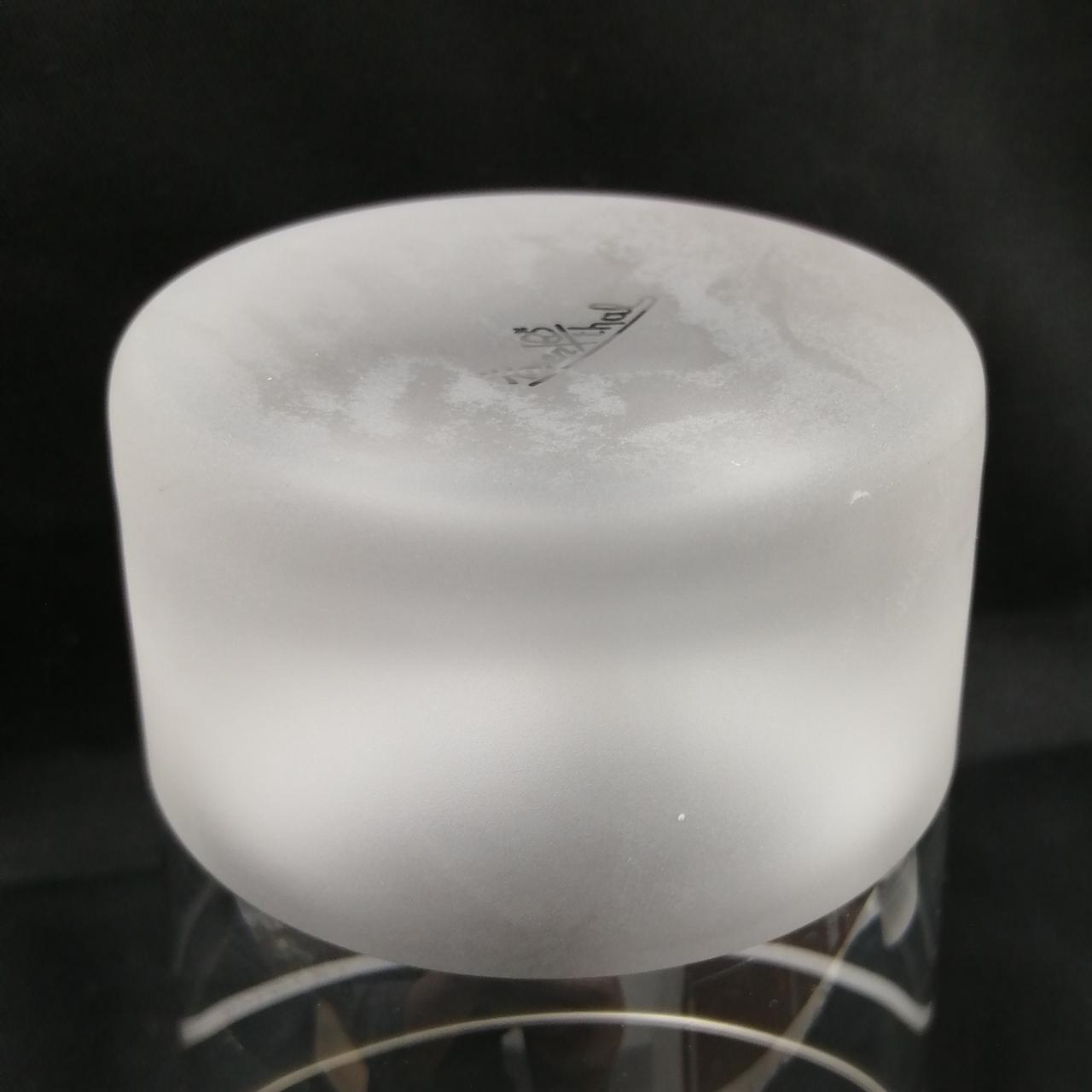 変色やキズあり