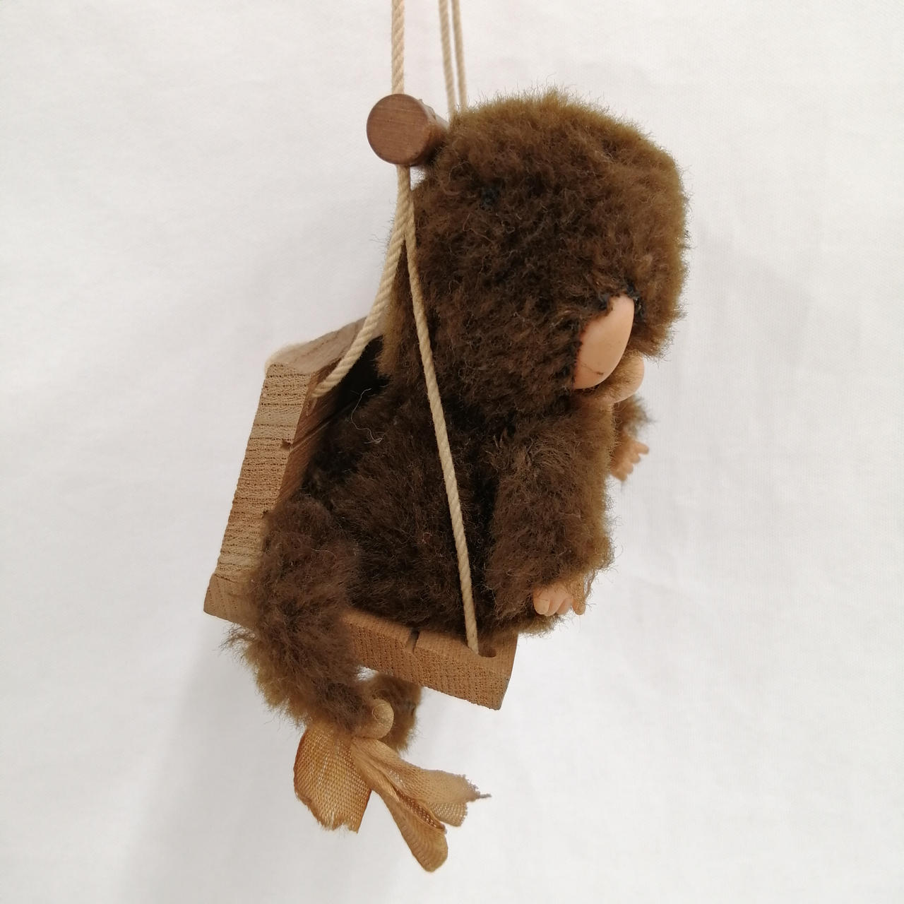 リボン変色・ほつれあり