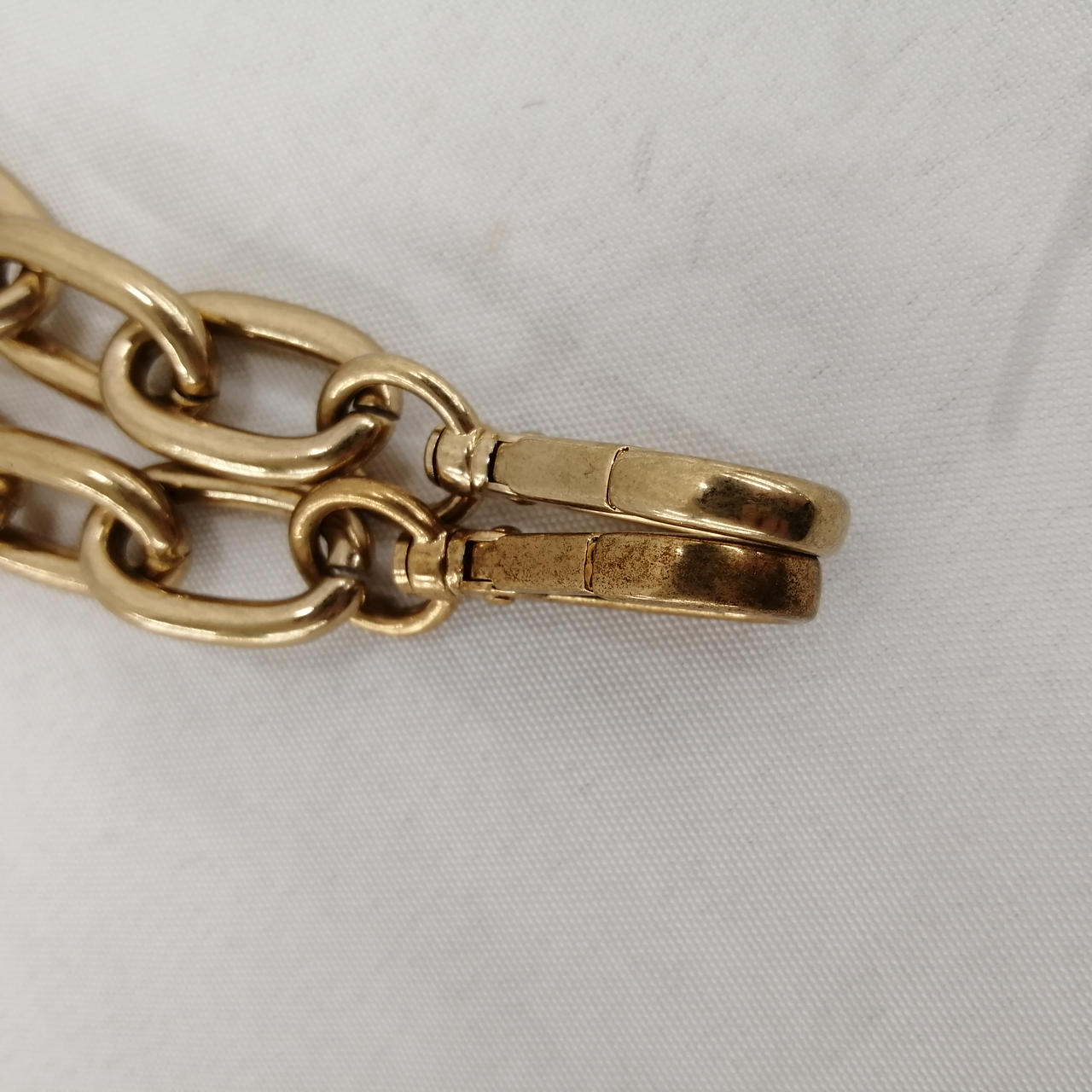 ショルダー金具キズ・汚れあり