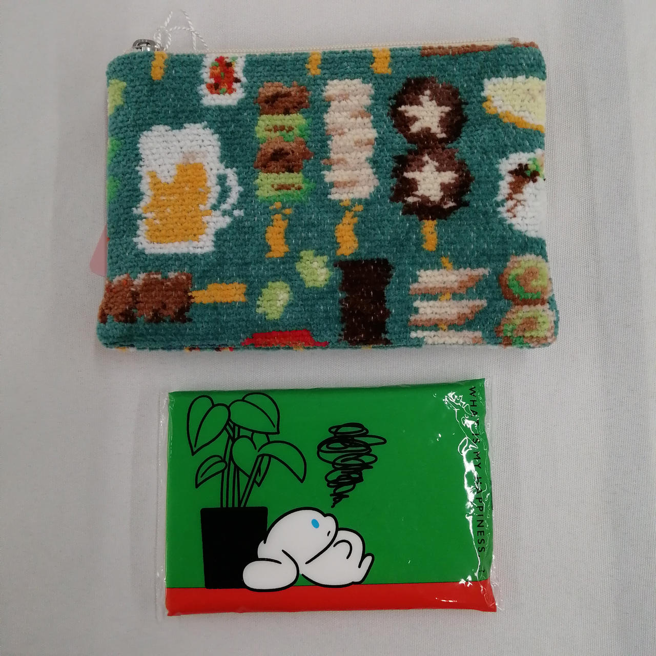 ※ポケットティッシュは商品に含まれません