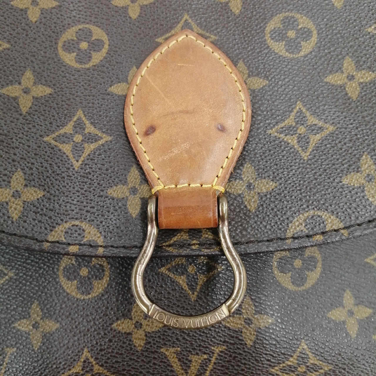 前面キズ、汚れあり