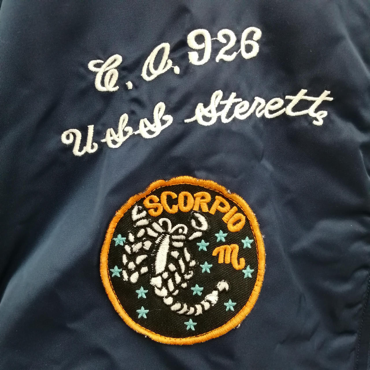 ワッペン汚れ・毛羽立ちあり