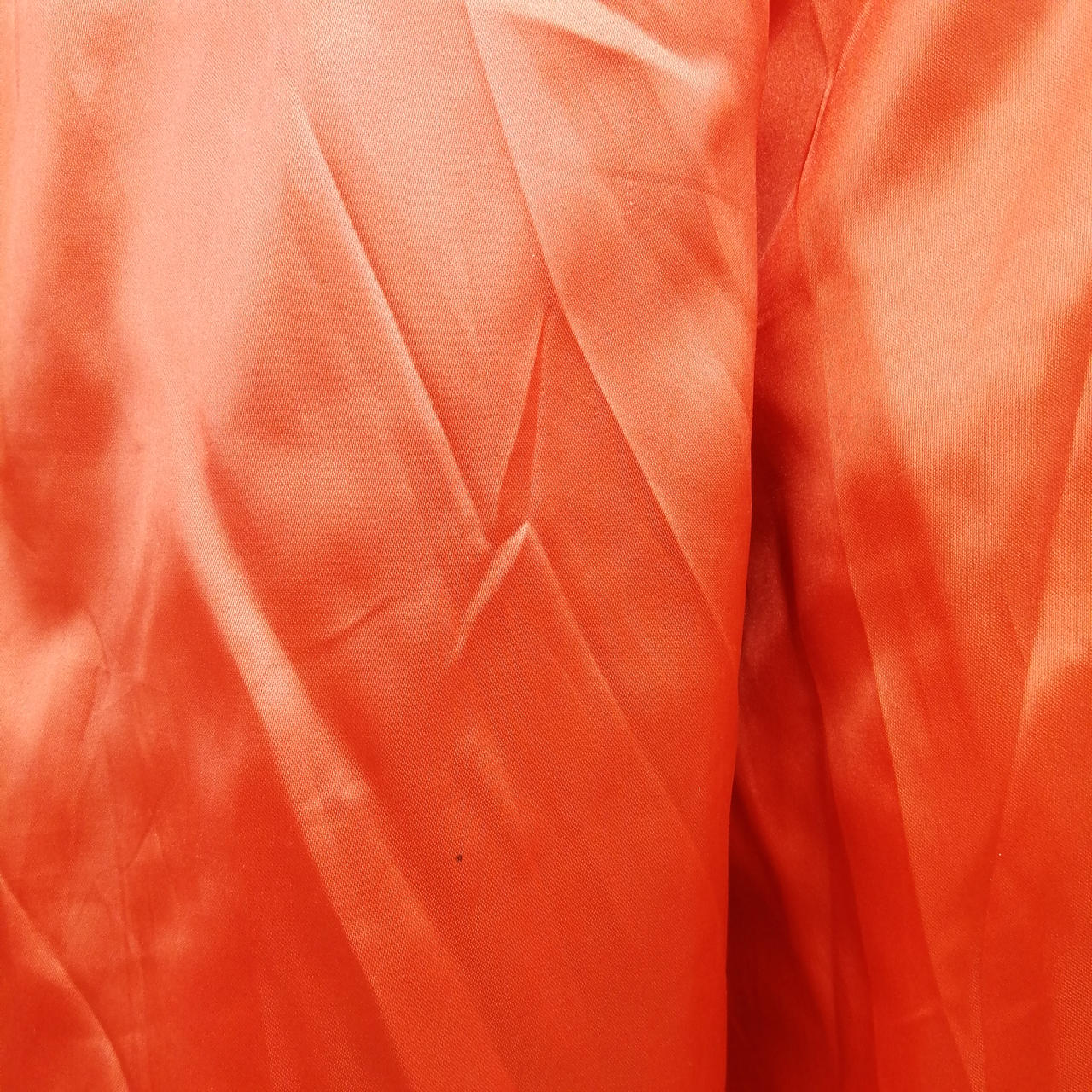 汚れ・ひきつれあり