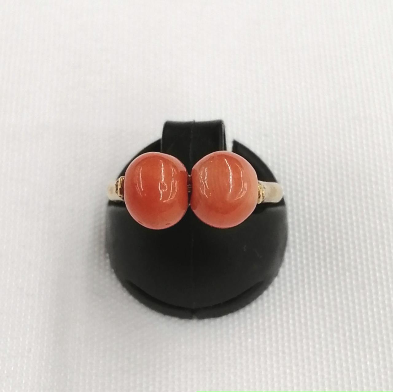 石がくるくる回ります。