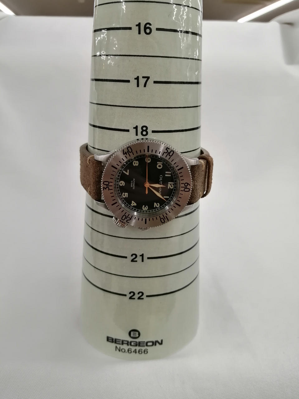 腕周り最大時約19cm