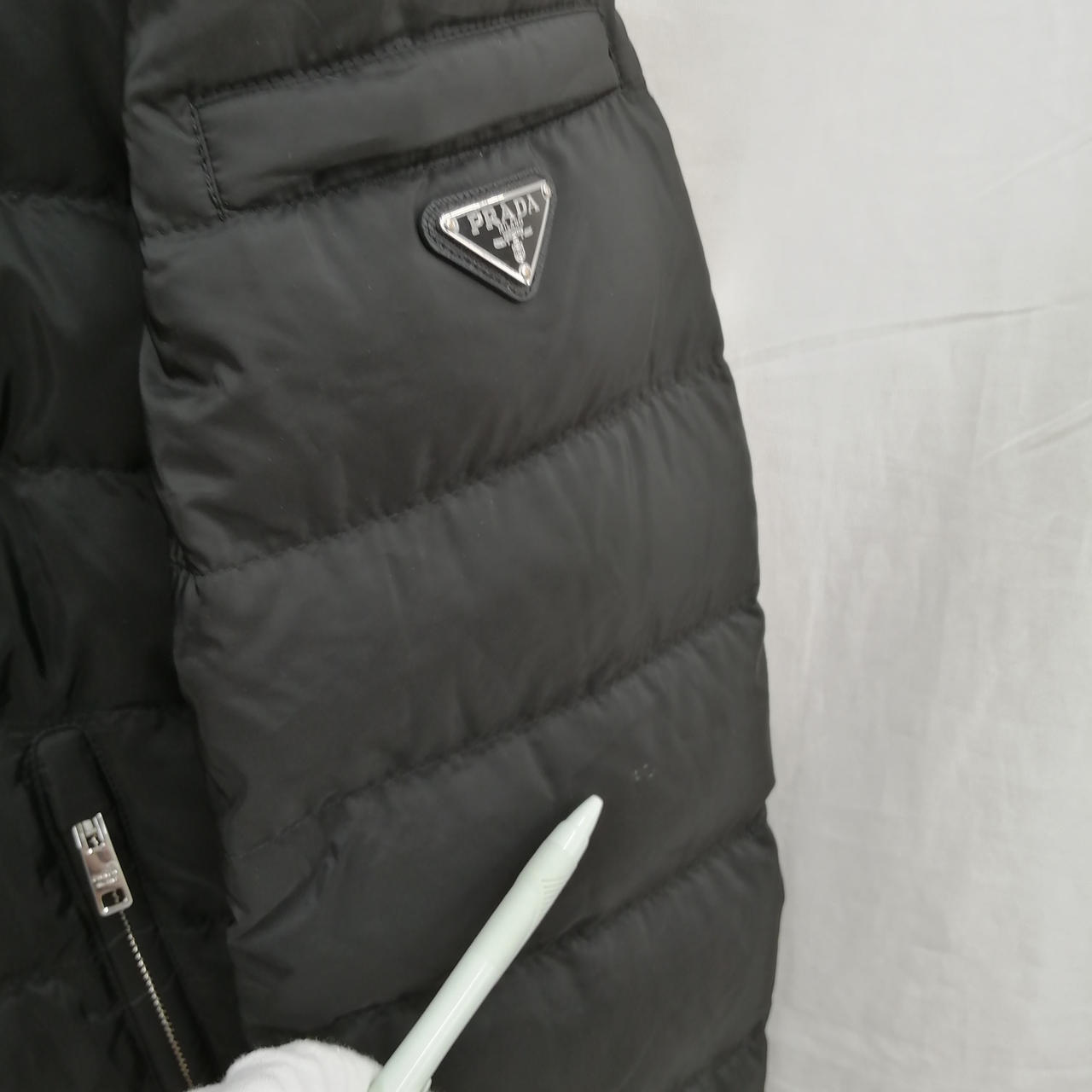 左腕汚れあり