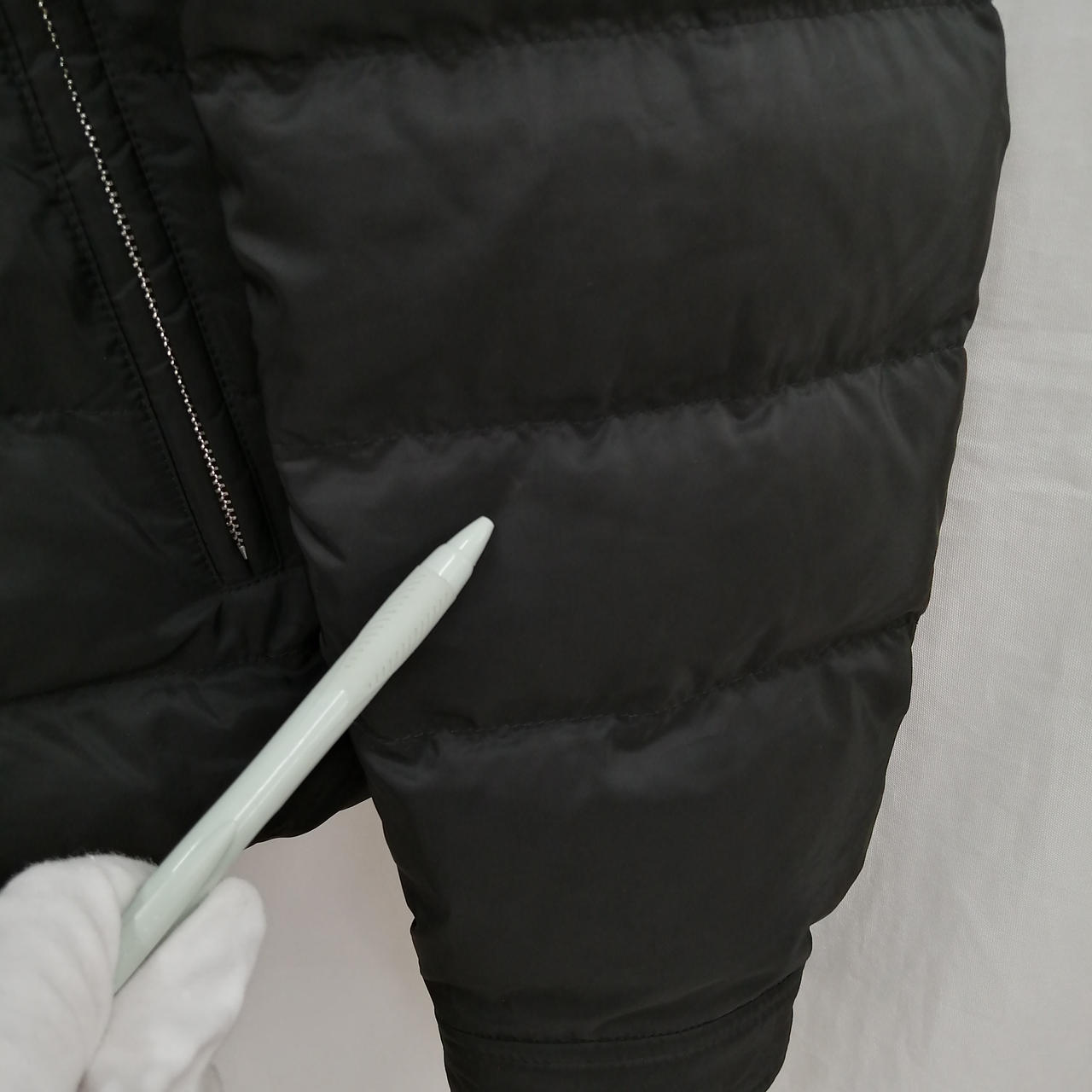 左腕汚れあり
