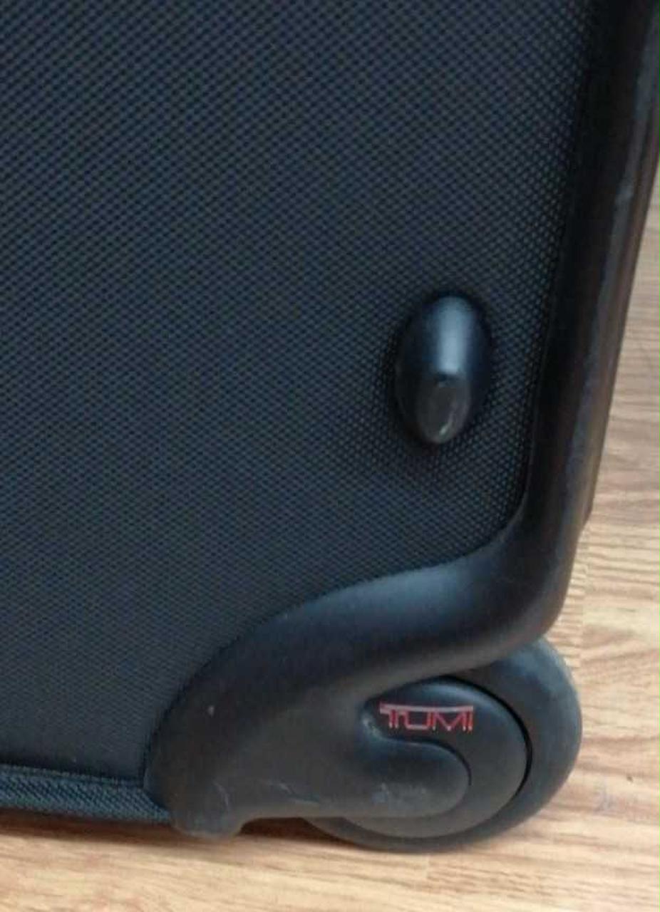 ゴマ部分は、両方傷あり