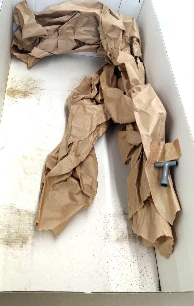 もともとの箱の状態です。