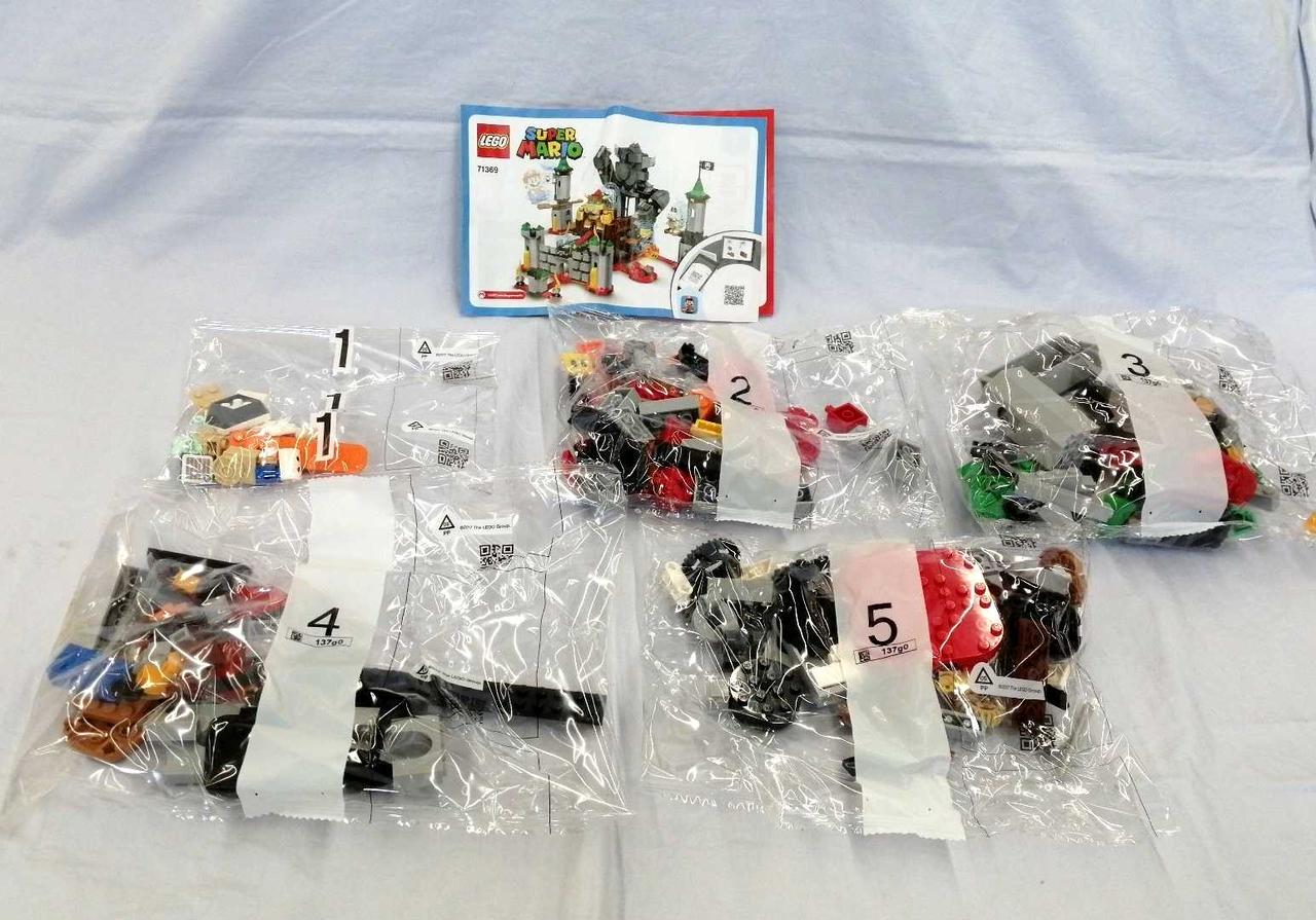 箱は開封済みですが、中身は未開封品です