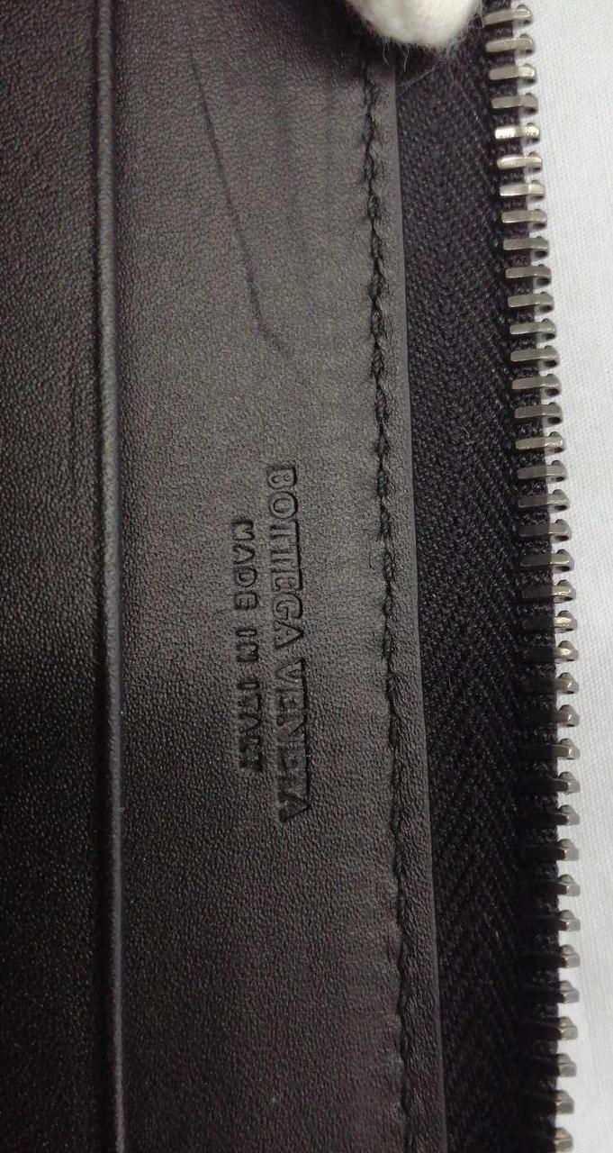 ひっかき傷少しあります