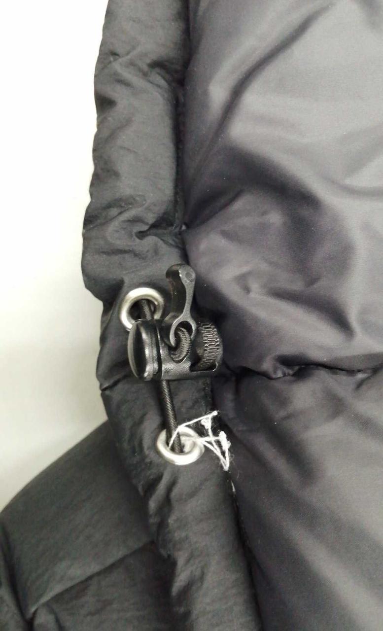 内側に糸少し出てます