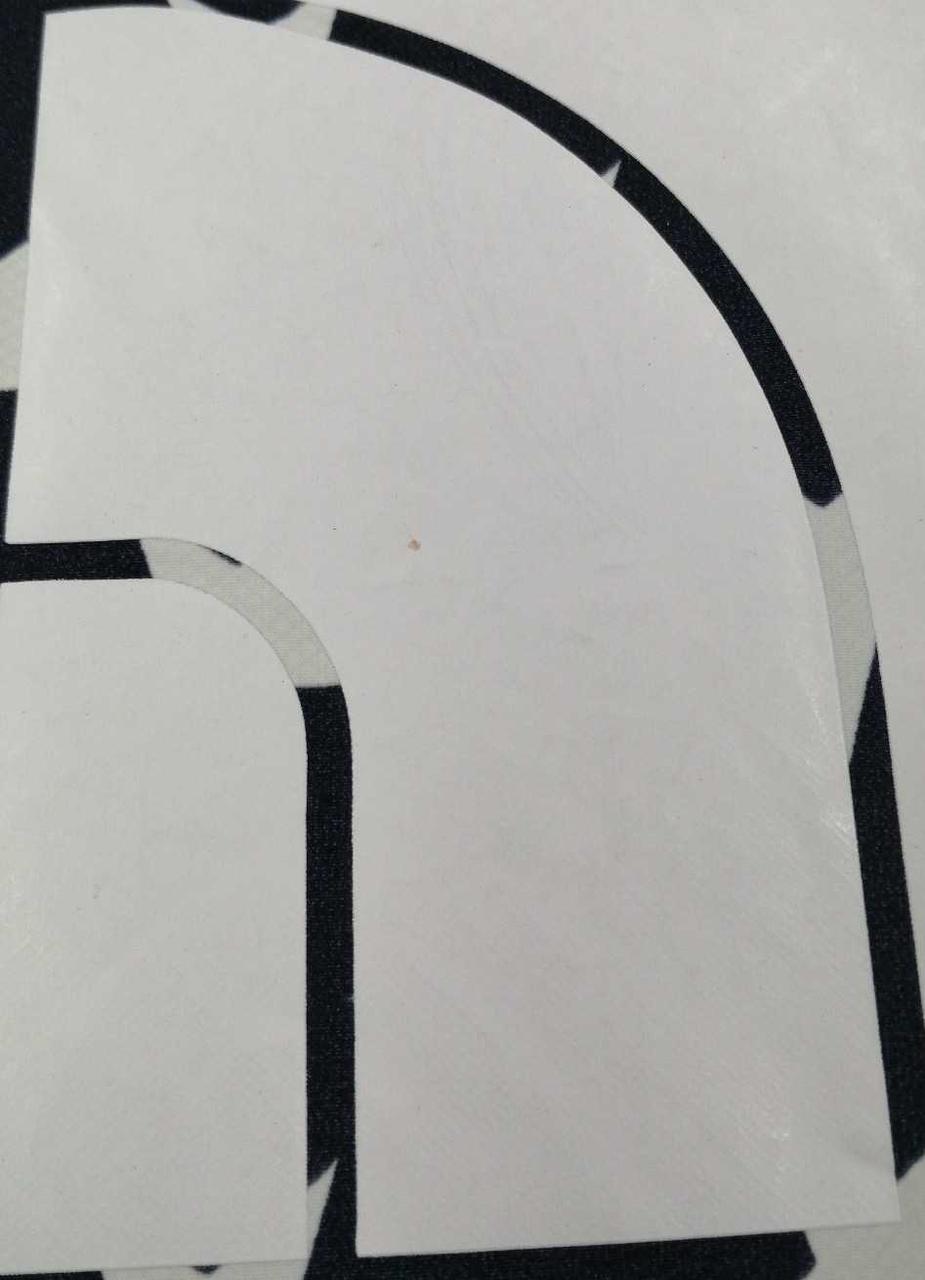 茶色い汚れあり