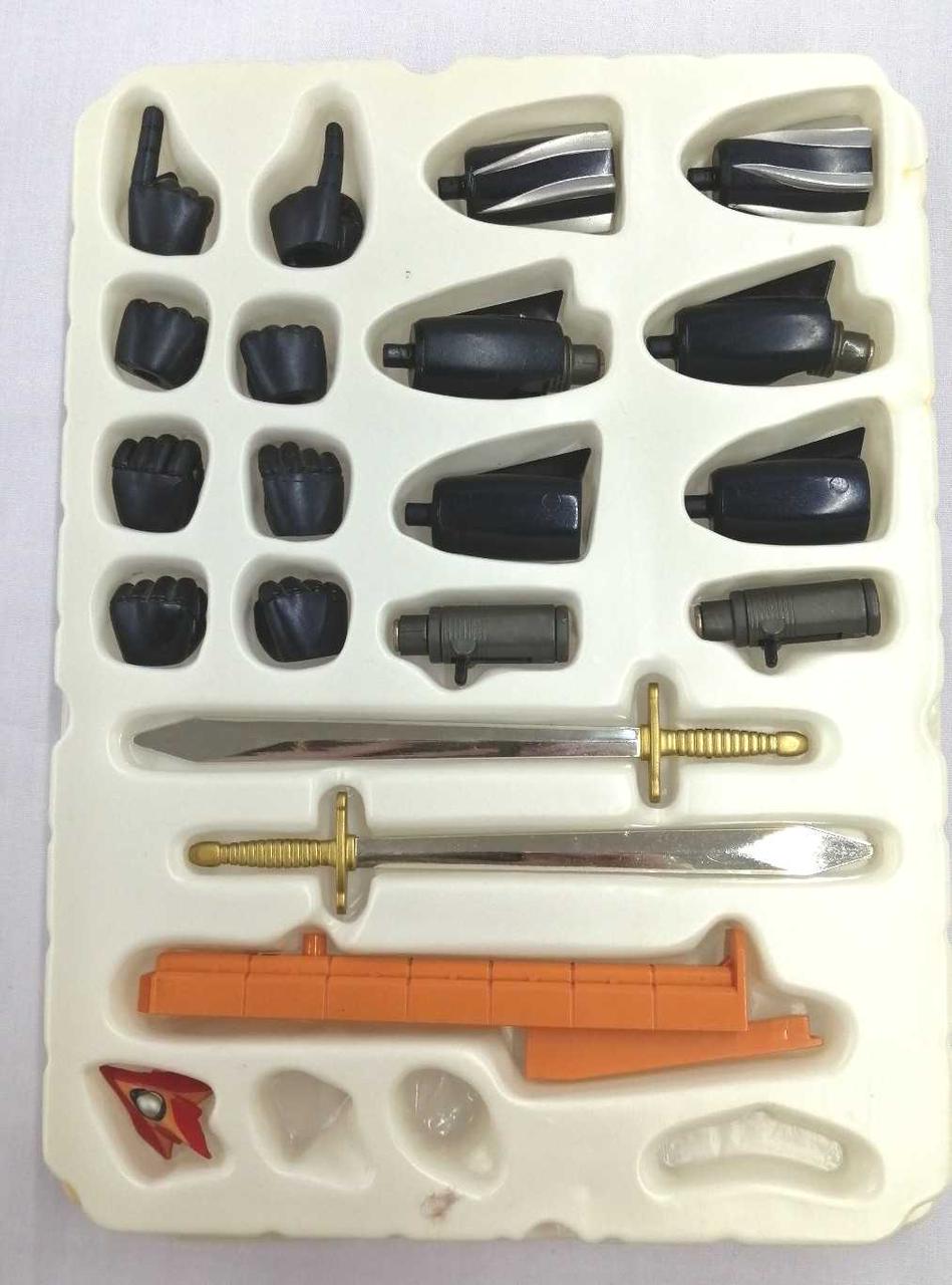 パーツ欠品、ベタつきあり。